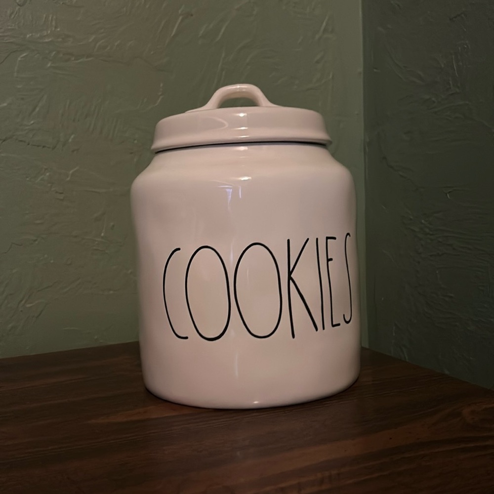 Rae Dunn classic cookie jar